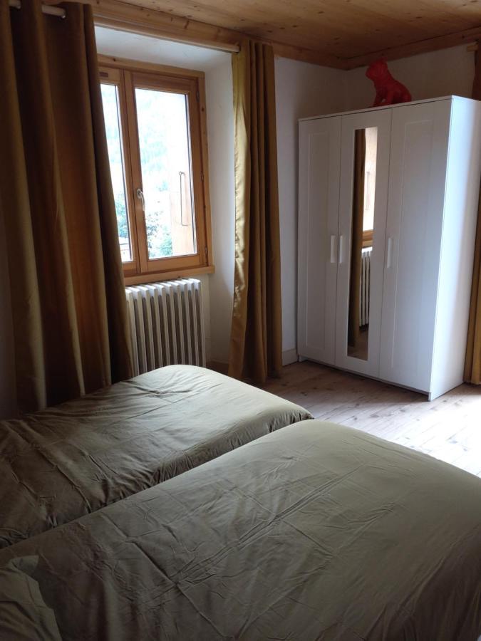 Tres bel appartement dans une maison avec SPA Séez Extérieur photo